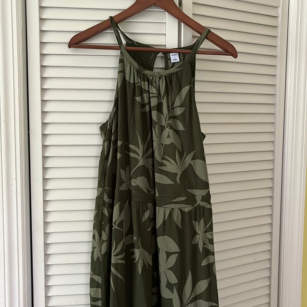NWOT Old Navy Palm print dress